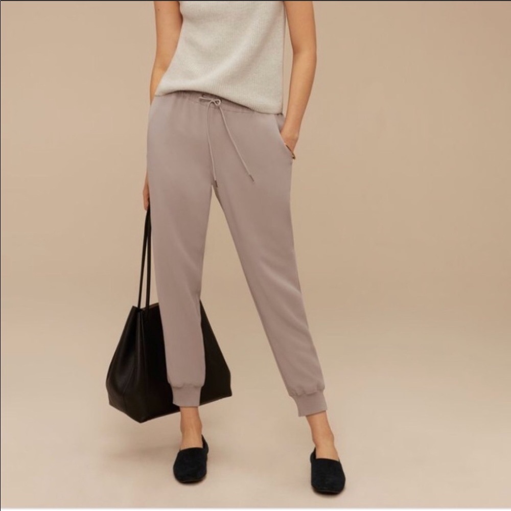 NWOT WILFRED buffon crepe joggers